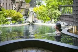 【6つの貸切温泉が無料】カップルの温泉旅行は東伊豆の「湯花満開」で決まり♡