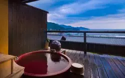 【森の入り江の離れ宿 無雙庵 枇杷】癒しをテーマに過ごす、大人のご褒美旅に出よう。