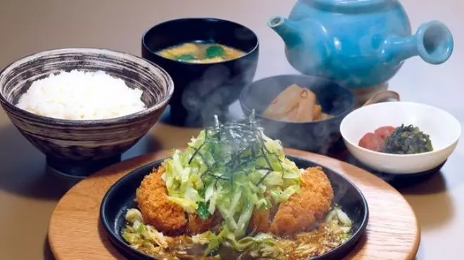 おすすめメニューは「とんかつ茶漬け」♡ 1枚目