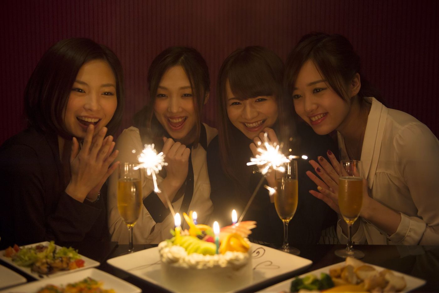 心斎橋で誕生日プレートサプライズできるお店おすすめ11選！お店の特徴や値段をご紹介の画像