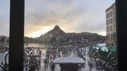 クリスマスはもうすぐ！東京ディズニーシーで夢のひと時を