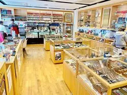 文房具好きは必見！愛知県岡崎市の「ペンズアレイタケウチ」さん。