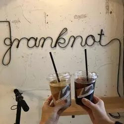大阪でこだわりのコーヒーがいただける♡お洒落なカフェ！