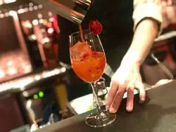 【新宿バー】飲み会終わりに、「6 Connection Dining」に誘われて。