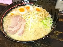 神保町の美味しいランチ6選！！一度食べたらやみつきに♪