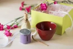 【茶の間をセルフプロデュース】大阪西梅田のお茶専門店「Needle to Leaf 日本茶のお店」