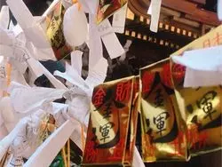 日本橋で金運UP？！御利益を求めて神社巡り♪