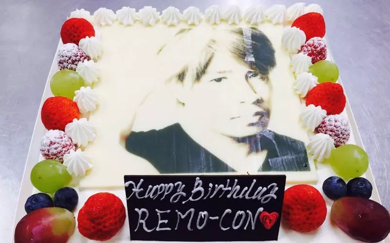 東京で誕生日に写真入りケーキでサプライズ♡大きなモンブランもおすすめ「パティスリークレヨン」 2枚目