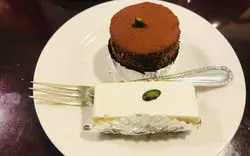 【赤坂スイーツ】「しろたえ」のレアチーズケーキは一口でファンに♡