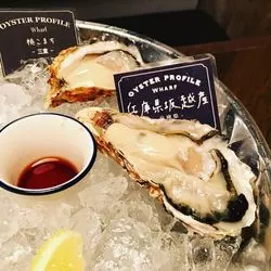 おしゃれなダイニングバー♡大阪・茶屋町で優雅なひとときを