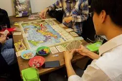 カフェでゲームしまくる休日が癒し♡横浜・関内の「ゲームカフェ ぶんぶん」って？