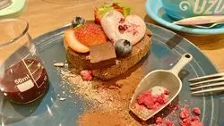 大阪のオシャレエリアで！新感覚のお食事ロールケーキはいかが♡
