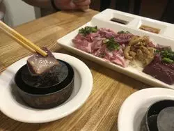 【京急蒲田駅】美味い！安い！「ぶた横丁」で"新鮮なもつ"にハマりました。