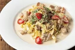 【御茶ノ水】学生もサラリーマンも立ち寄りたくなるイタリアン！「ナポリの下町食堂」とは？