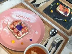 【原宿】思わずテンションが上がる♡お花に囲まれたおしゃれカフェ
