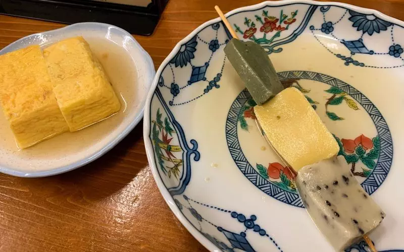 おすすめはだし巻き玉子と三色生麩！ 1枚目