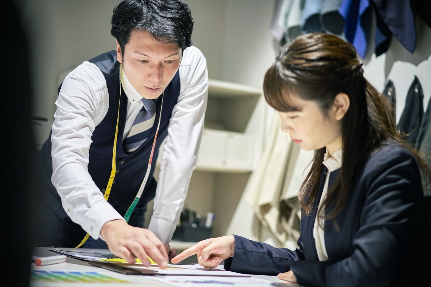 オーダースーツのブランドおすすめ15選！高級店や選び方もご紹介の画像