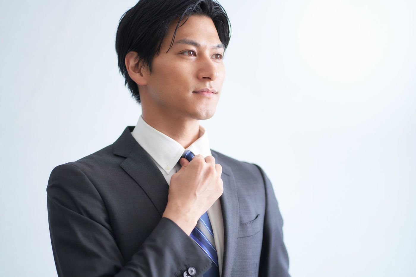 安いオーダースーツおすすめ15選！東京や大阪に店舗があるブランドの画像