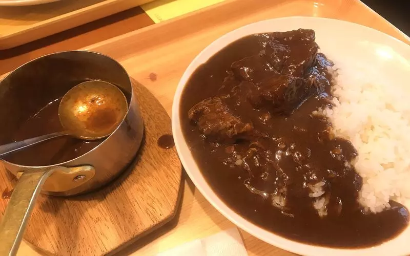辛いけど美味しいビーフカレーをランチで！ 1枚目