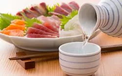 市ヶ谷でこだわりの日本酒を。有名店から穴場まで料理とともに12選
