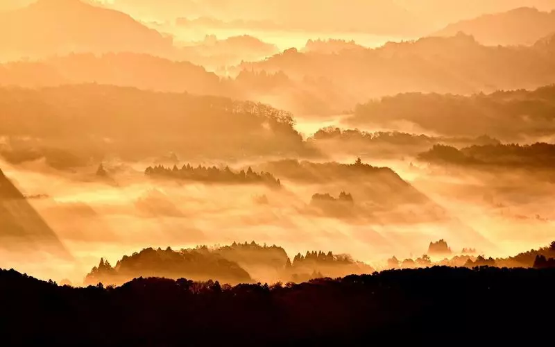 千葉の絶景スポット4. 朝と夕方がおすすめ「鹿野山九十九谷」にひとり旅 1枚目