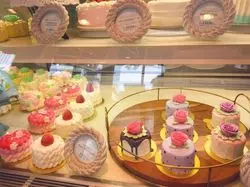 まるでパリのパティスリー♡表参道カフェはドルチェマリリッサで