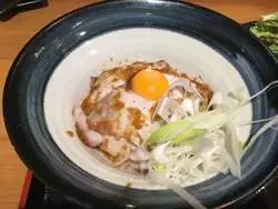 【絶品！】沖縄名産アグー豚ローストポーク丼が食べられるお店！