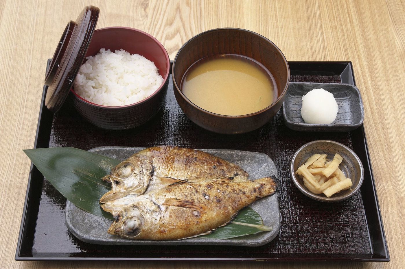 【大和屋 半蔵】赤坂Bizタワーで定食も日本酒も美味しくいただこう！の画像