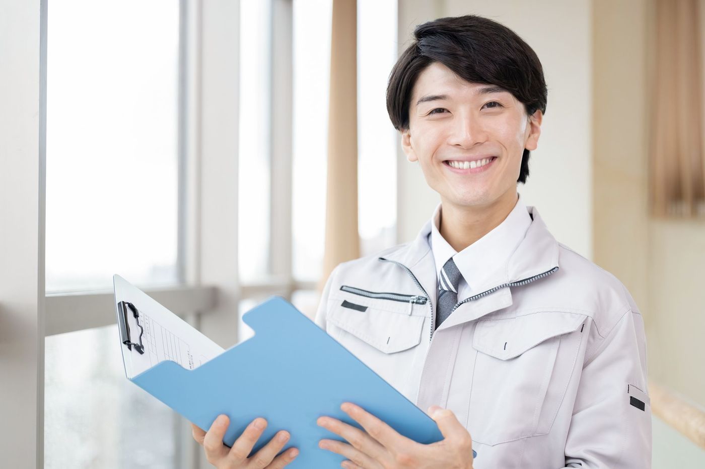 雨漏り修理費用の相場は？適用される保険や修理業者の選び方もご紹介の画像