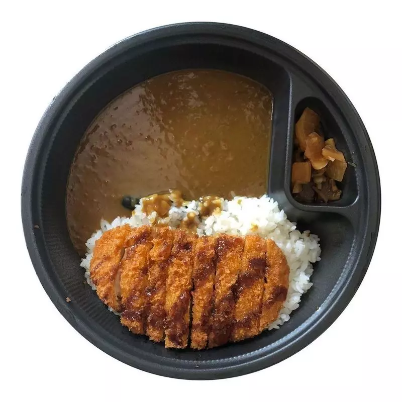 4. ガッツリ食べたいときにはこれ！「ロースカツカレー」864円（税込） 1枚目