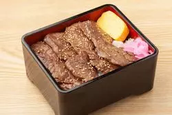 いわきで人気のテイクアウト7選！焼肉弁当や海鮮丼もご紹介♪