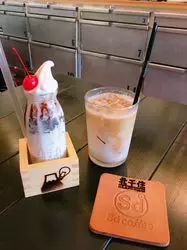 まるで異空間！？東京下町にある面白いカフェ♡