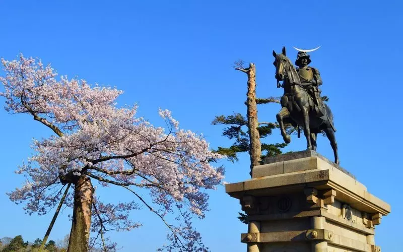 9. 宮城を観光するならここは外せない！迫力ある伊達政宗象が見られる「仙台城跡」 1枚目