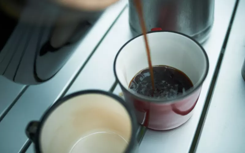 ハンドドリップで淹れたコーヒーに癒されよう！ 1枚目