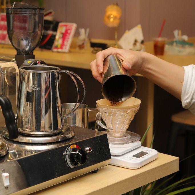 吉祥寺でコーヒーとワインが楽しめる！「nomuno coffee&wine library」の画像
