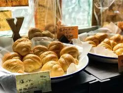 【沖縄】今帰仁村のパン屋に行って、海辺で外"ごパン"♡
