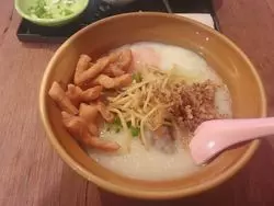 バンコクでお粥を食べるなら「Congee & Curry Shop」！