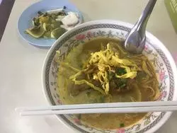 寺院巡り前にぴったりなチェンマイのカオソーイ屋さんで朝ご飯♪