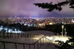 【北海道夜景】旭山記念公園から一望できる冬の札幌夜景をご紹介♪