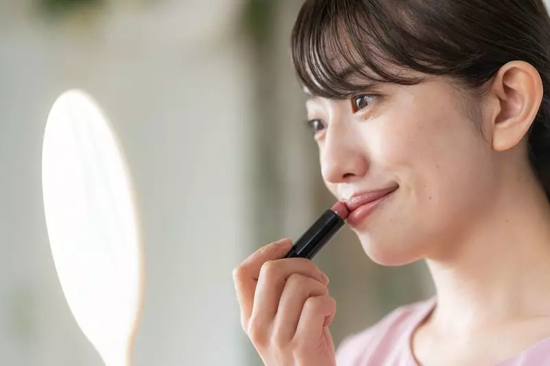 肌なじみがいい薄づき発色 1枚目