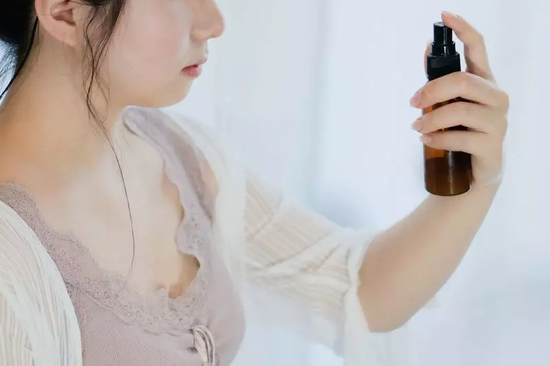 「ミストやスプレー」の使い方 1枚目