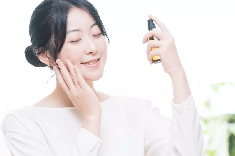 メイクの上から保湿できるアイテムで乾燥を防ごう！ 1枚目