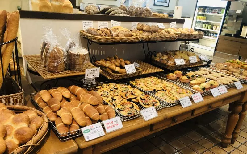 【金沢駅東口】自分好みのパンを見つけられる♪「オーボンパン ビゴの店」 2枚目