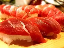 【赤坂見附】手軽に食べられるお寿司が魅力！赤坂のすし居酒屋！