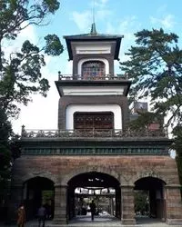 金沢のステンドグラスが美しい神社に注目！
