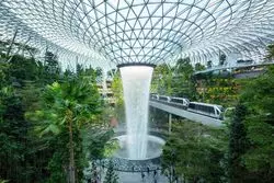 初めてでも分かるシンガポールチャンギ空港！無料で遊ぶ過ごし方や市内へのアクセス方法も紹介