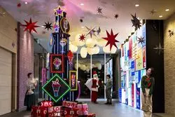 【北海道のホテル】『OMO3札幌すすきの（おも） by 星野リゾート』に"パフェ"にちなんだクリスマスツリーが登場！