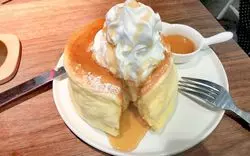 国分寺駅付近の絶品パンケーキ！行列のできる「eggg Cafe」も紹介