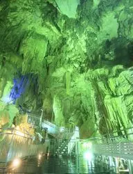 【おでかけ福島】絶景！鍾乳洞に広がる輝く世界を見に行こう☆