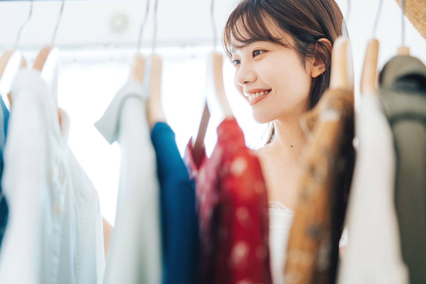 ハンガーのおすすめ16選！スカート専用や洗濯に使えるものまで紹介【特典あり】の画像